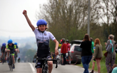 Grand Prix cycliste Yvion Vion à Pont sur Sambre ( Ecoles de cyclisme )