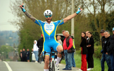 Grand Prix cycliste Yvion Vion à Pont sur Sambre ( 1ère, 3ème cat, cad )