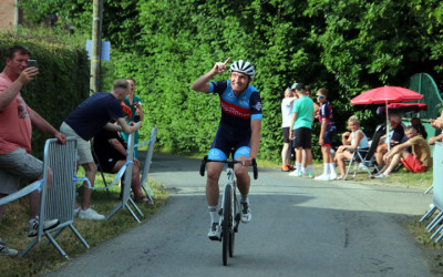 Grand Prix cycliste de Bettrechies ( 1ère et 2ème catégorie )