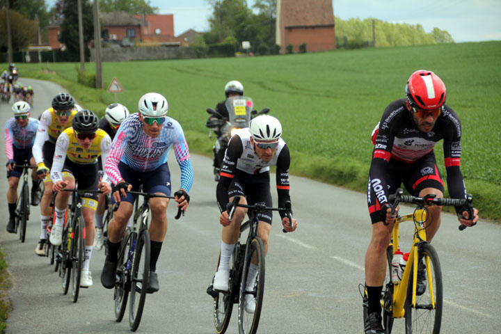 Présentation du Grand Prix cycliste  FFC de Leval ( Elite Nationale  )