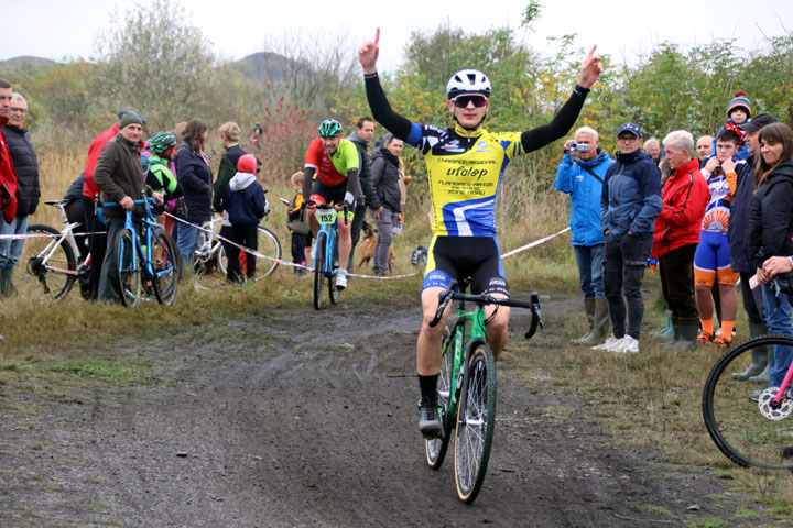 Cyclo cross VTT UFOLEP d’Hénin Beaumont ( Terril 89 105 ) ( 1ère, 2ème et 3ème cat )