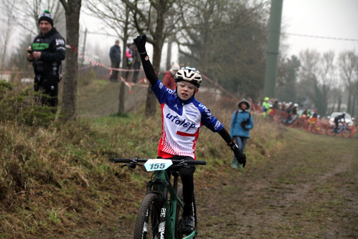 Cyclo cross VTT UFOLEP d’Estevelles 2 ( Ecoles de cyclisme )