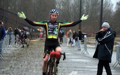 Championnat du Nord cyclo cross UFOLEP à Anzin ( Jun Sen A Sen B )