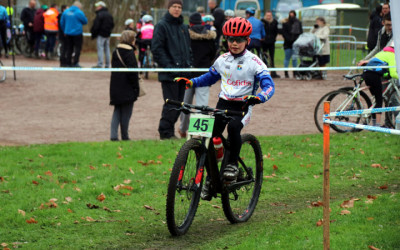 Championnat départemental du Pas de Calais de Cyclo cross UFOLEP à Beuvry ( Ecoles de cyclisme )